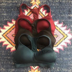 Old Navy Go-Dry Sports Bras (3)
